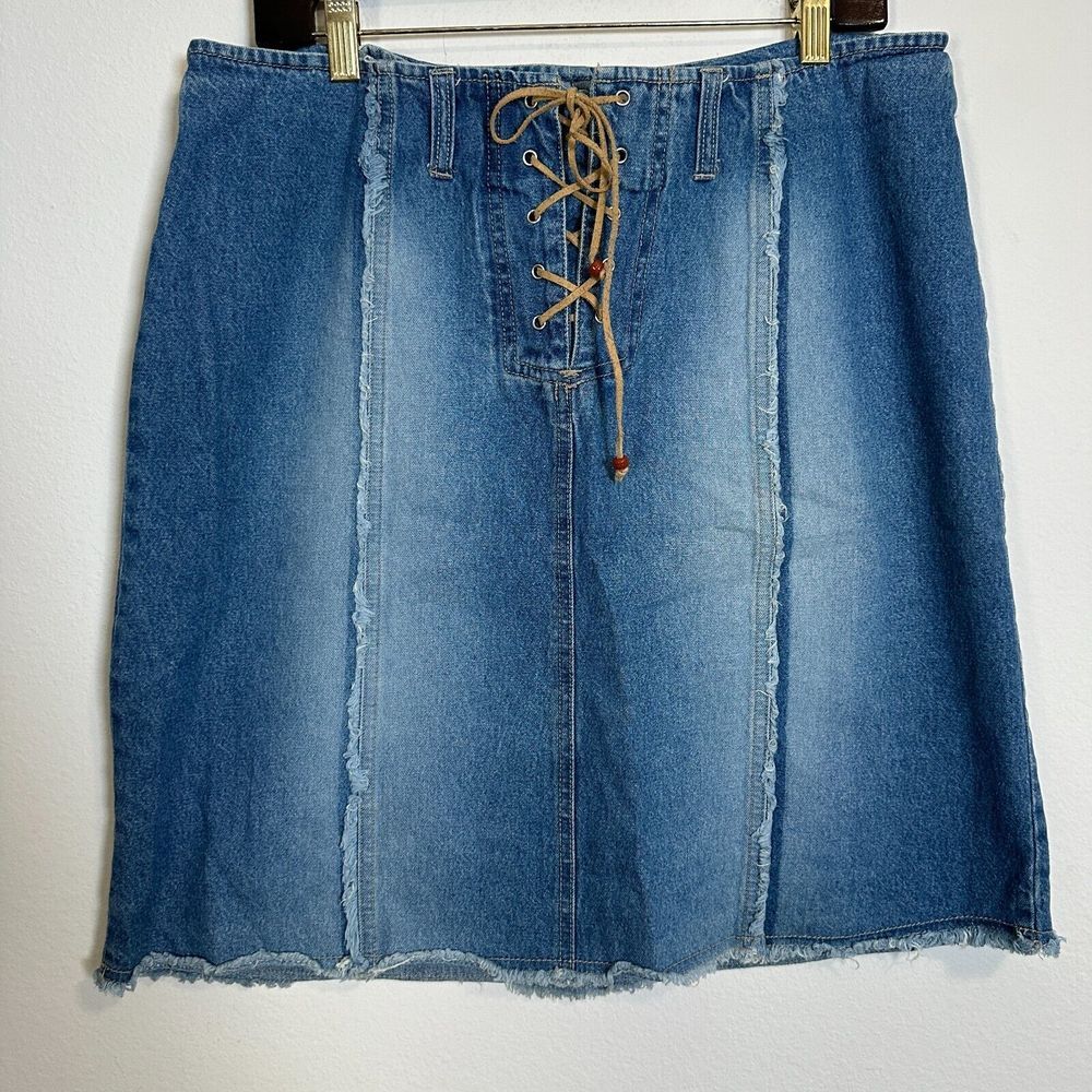 Vintage‎ Y2K Denim Lace Up Knee Length Cutoff Skirt Womens Missy Size 14